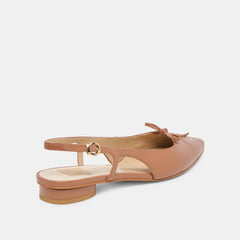 OWANA FLATS SADDLE LEATHER