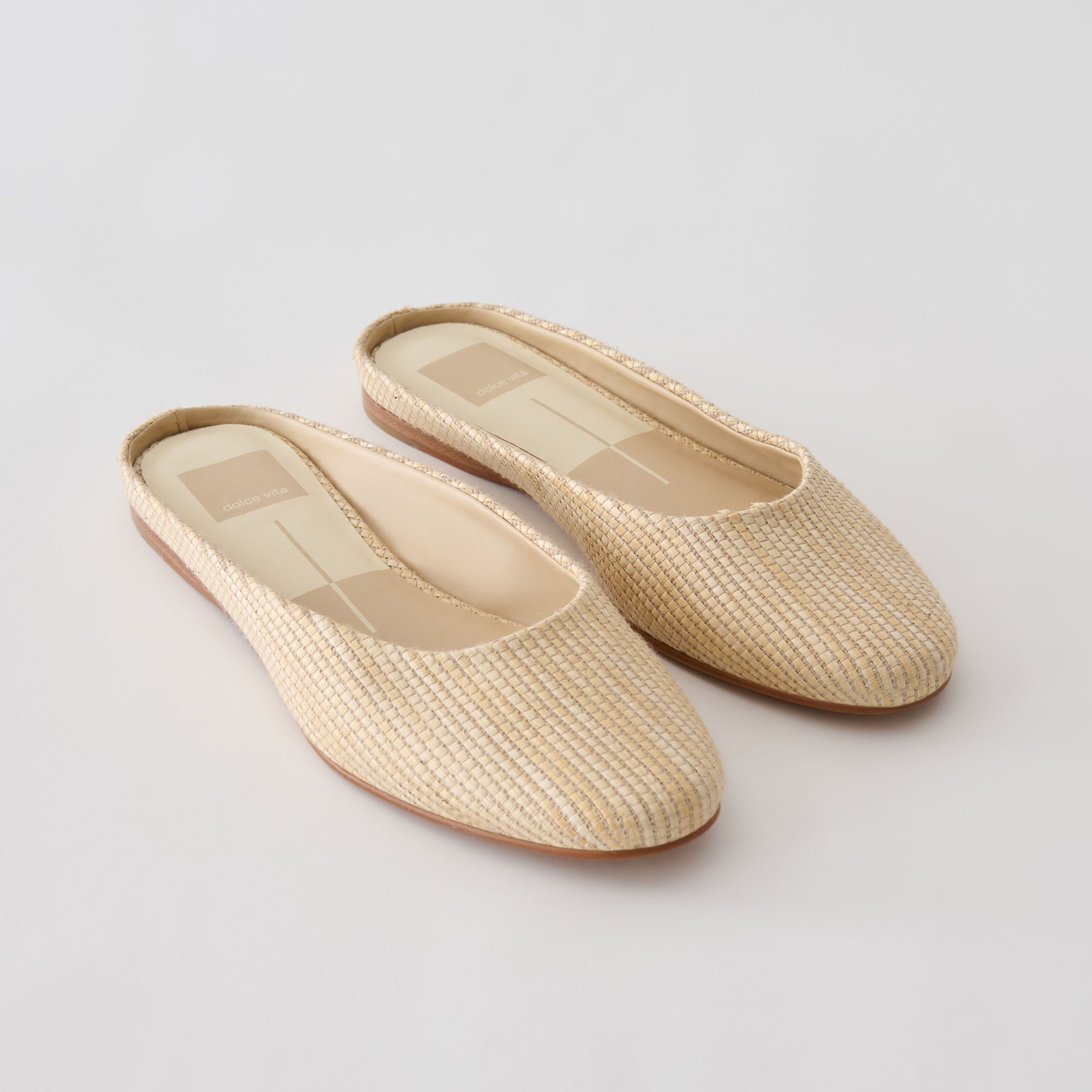 EILA FLATS LT NATURAL RAFFIA
